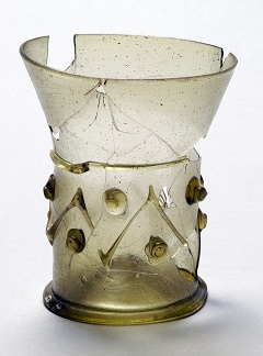 verre 13ème siècle France