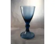 Verre à vin bleu