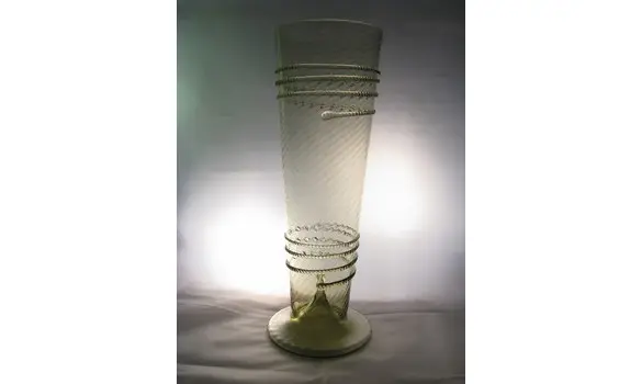 Verre optique à spirales 15-16e s