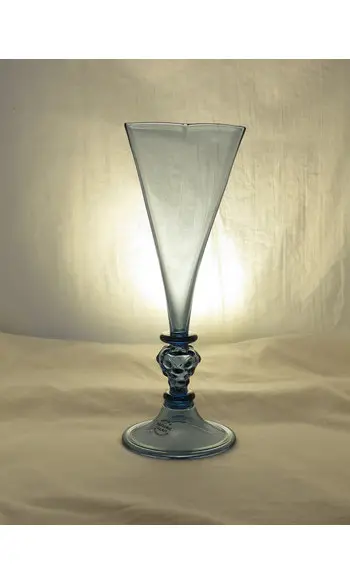 Verre Hexagonal bleu