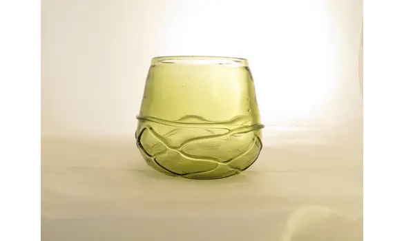 Beaker with decorative glass yarn 6th C